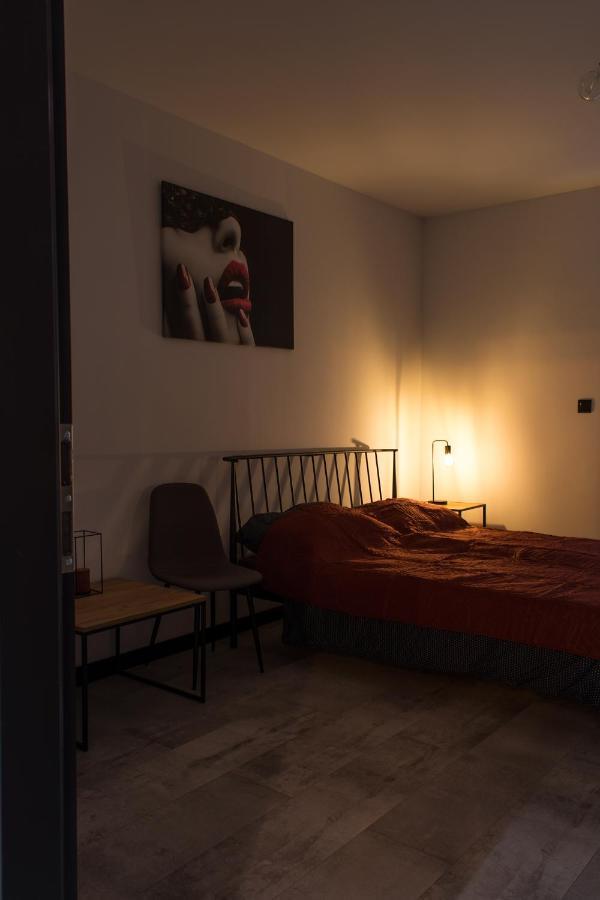 Apartament Black Loft 尼萨 外观 照片